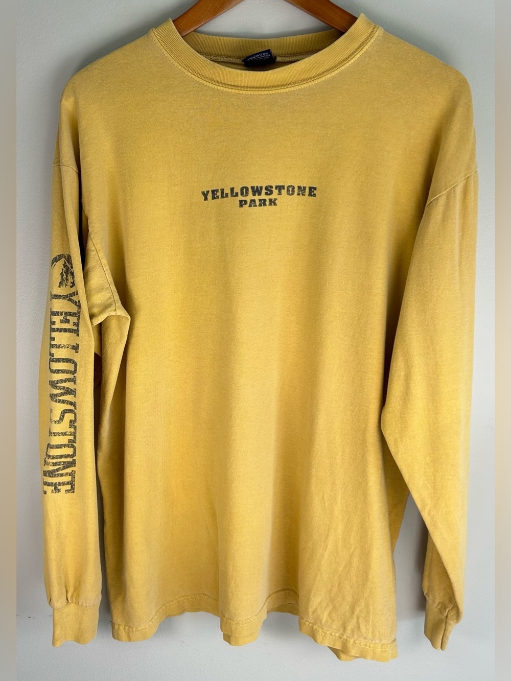 Vintage Yellowstone National Park Mens Shirt Sz L LS Logo Graphic Cotton USA 90s